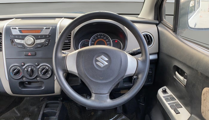 2014 Maruti Wagon R 1.0 VXI, Petrol, Manual, 38,105 km, Steering Wheel Close Up