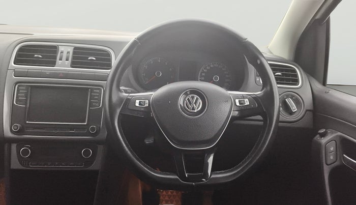 2018 Volkswagen Polo HIGHLINE PLUS 1.0 16 ALLOY, Petrol, Manual, 52,566 km, Steering Wheel Close Up