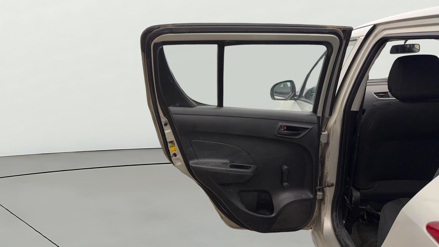 2016 Maruti Swift LXI (O), Petrol, Manual, 1,17,396 km, LHS Rear Door