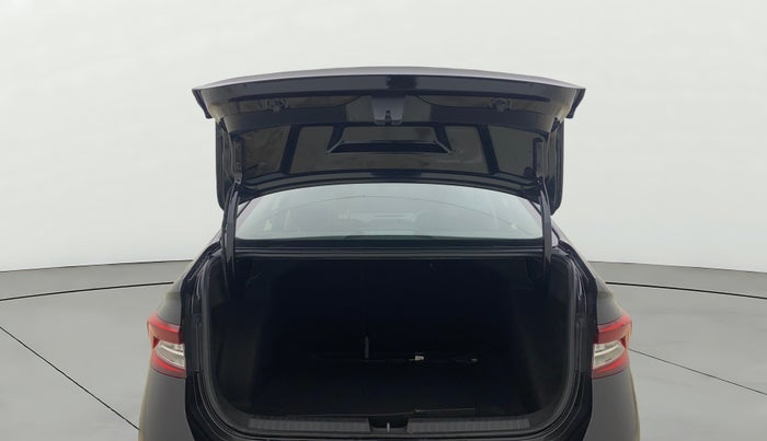 2025 Skoda SLAVIA Prestige 1.0L TSI AT, Petrol, Automatic, 2,570 km, Boot Door Open