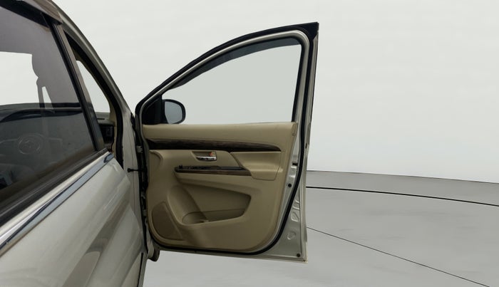 2019 Maruti Ertiga ZXI+ SHVS, Petrol, Manual, 51,227 km, RHS Front Door