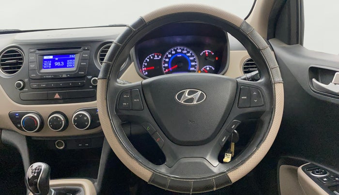 2015 Hyundai Grand i10 SPORTZ 1.1 CRDI, Diesel, Manual, 96,415 km, Steering Wheel Close Up