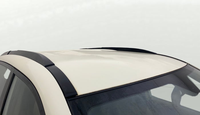 2012 Mahindra XUV500 W8 AWD, Diesel, Manual, 1,23,095 km, Roof