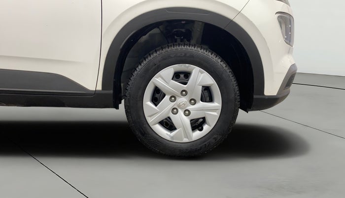 2021 Hyundai VENUE S 1.2, Petrol, Manual, 38,528 km, Right Front Wheel