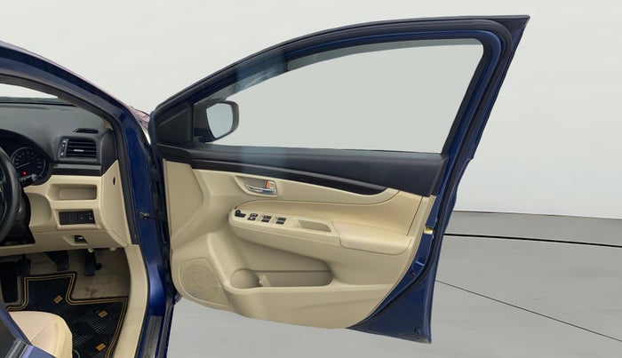 2017 Maruti Ciaz SIGMA 1.4 MT PETROL, Petrol, Manual, 90,850 km, RHS Front Door