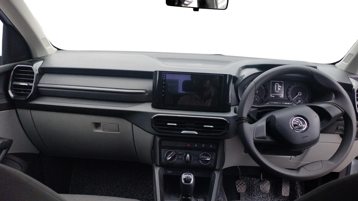 2025 Skoda Kylaq Classic, Petrol, Manual, 21,144 km, Dashboard