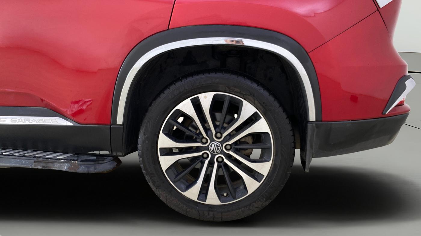 2022 MG HECTOR PLUS SHARP 1.5 PETROL TURBO HYBRID MT 6-STR, Petrol, Manual, 23,384 km, Left Rear Wheel