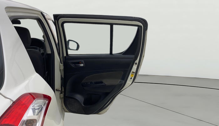 2014 Maruti Swift VXI, Petrol, Manual, 73,370 km, RHS Rear Door