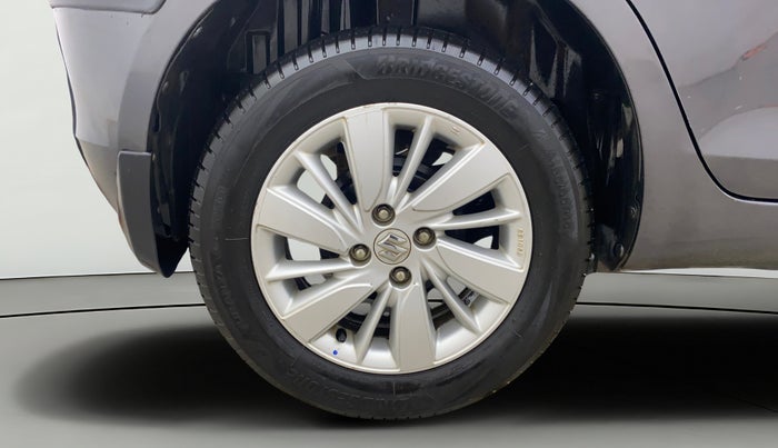 2015 Maruti Swift ZXI, Petrol, Manual, 64,608 km, Right Rear Wheel