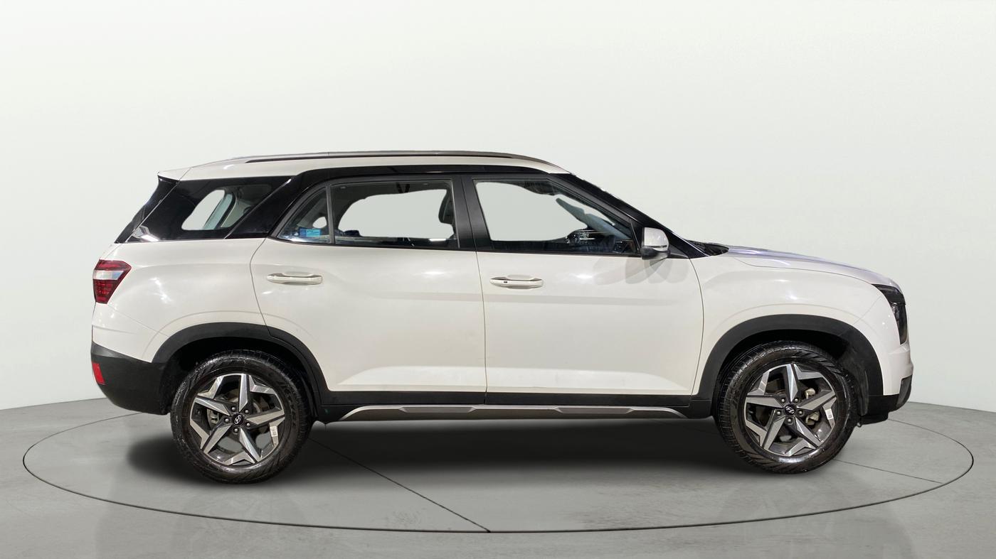 2023 Hyundai ALCAZAR PRESTIGE 1.5 TURBO PETROL MT 7STR, Petrol, Manual, 7,467 km, Right Side View