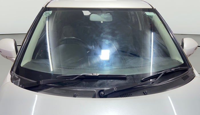 2017 Maruti Swift VXI, Petrol, Manual, 49,782 km, Front Windshield