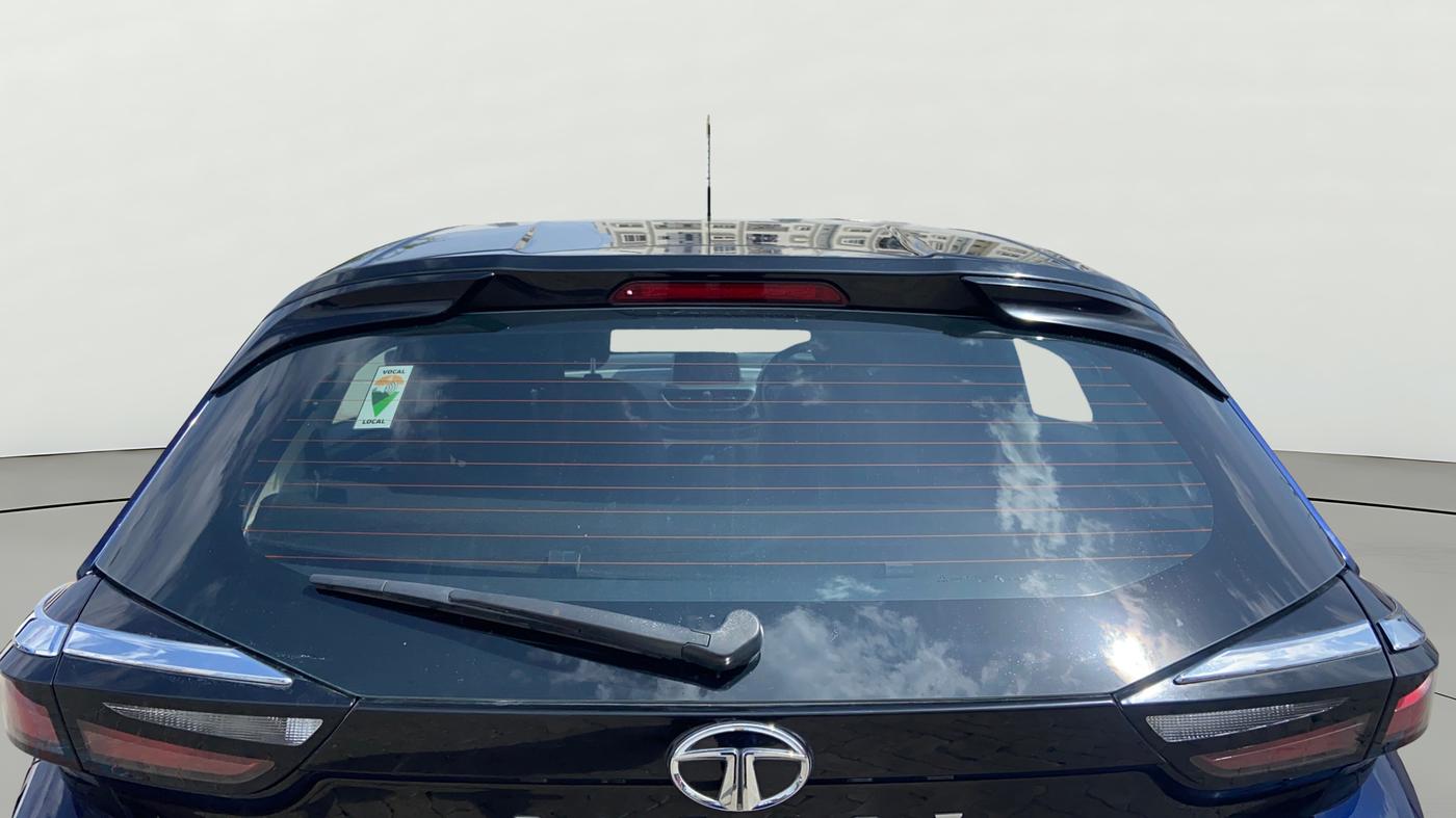 2022 Tata ALTROZ XZA PLUS, Petrol, Automatic, 24,271 km, Rear Windshield
