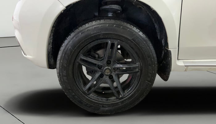 2014 Nissan Terrano XL (P), Petrol, Manual, 92,036 km, Left Front Wheel