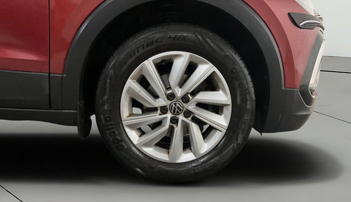 2022 Volkswagen TAIGUN HIGHLINE 1.0 TSI AT, Petrol, Automatic, 17,892 km, Right Front Wheel