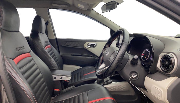 2022 Hyundai GRAND I10 NIOS SPORTZ 1.2 KAPPA VTVT CNG, CNG, Manual, 64,074 km, Right Side Front Door Cabin