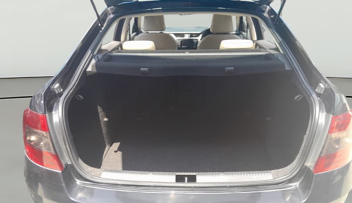 2013 Skoda Octavia ELEGANCE 2.0 TDI AT, Diesel, Automatic, 1,05,095 km, Boot Open Zoomed View