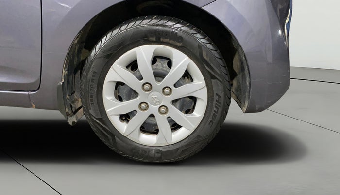 2018 Hyundai Eon MAGNA +, Petrol, Manual, 21,348 km, Right Front Wheel