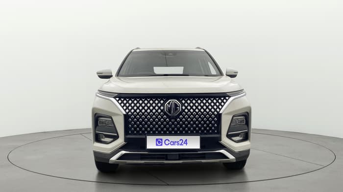 2025 MG HECTOR PLUS SAVVY PRO 1.5 TURBO CVT 7 STR, Petrol, Automatic, 14,716 km, Front