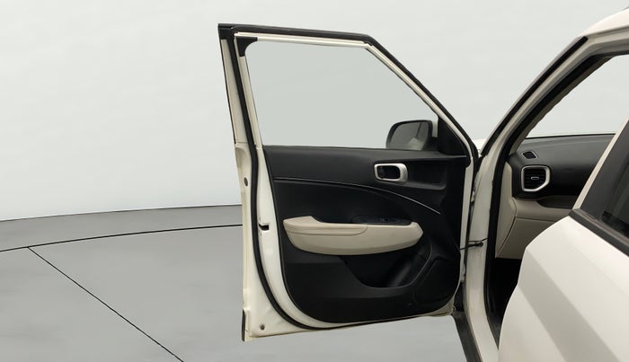 2023 Hyundai VENUE SX (O) 1.0 TURBO DCT, Petrol, Automatic, 27,749 km, LHS Front Door