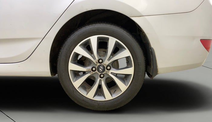 2015 Hyundai Verna FLUIDIC 4S 1.6 VTVT SX, Petrol, Manual, 29,260 km, Left Rear Wheel