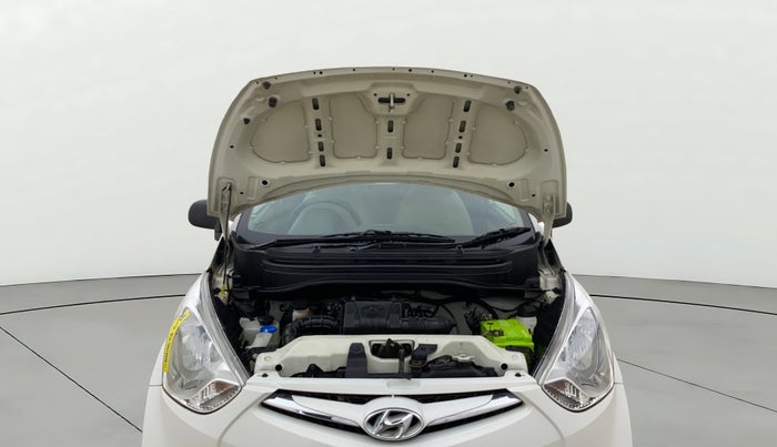 2018 Hyundai Eon MAGNA +, Petrol, Manual, 15,357 km, Open Bonet