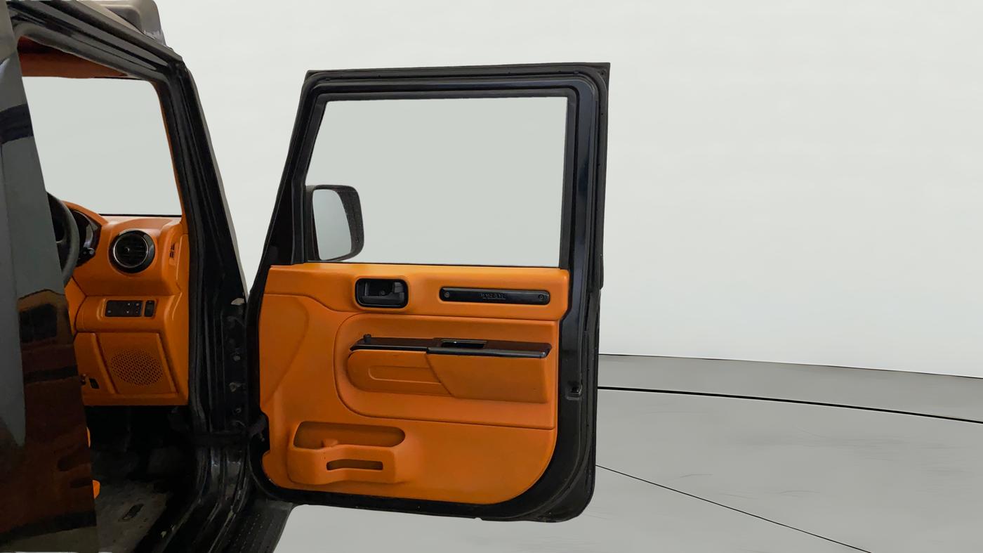 2023 Mahindra Thar LX HT PETROL 4WD MT, Petrol, Manual, 60,308 km, RHS Front Door