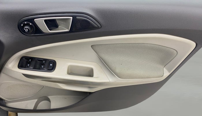 2015 Ford Ecosport TREND 1.5L PETROL, Petrol, Manual, 1,24,187 km, Driver Side Door Panels Control