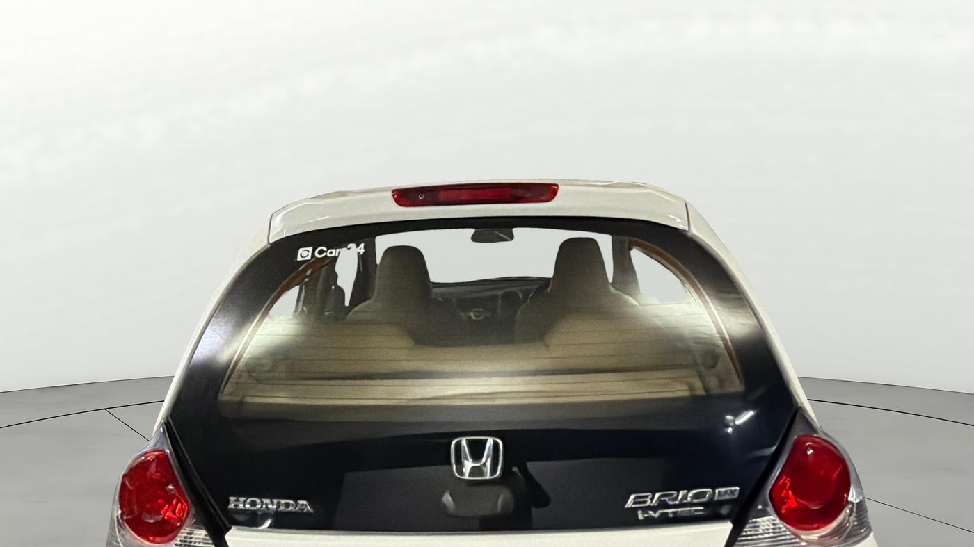 2014 Honda Brio VX AT, CNG, Automatic, 40,556 km, Rear Windshield