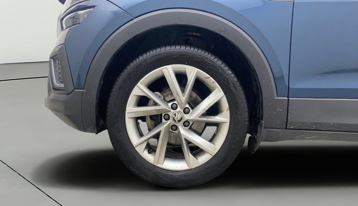 2024 Skoda KUSHAQ STYLE 1.0L TSI MT, Petrol, Manual, 17,862 km, Left Front Wheel