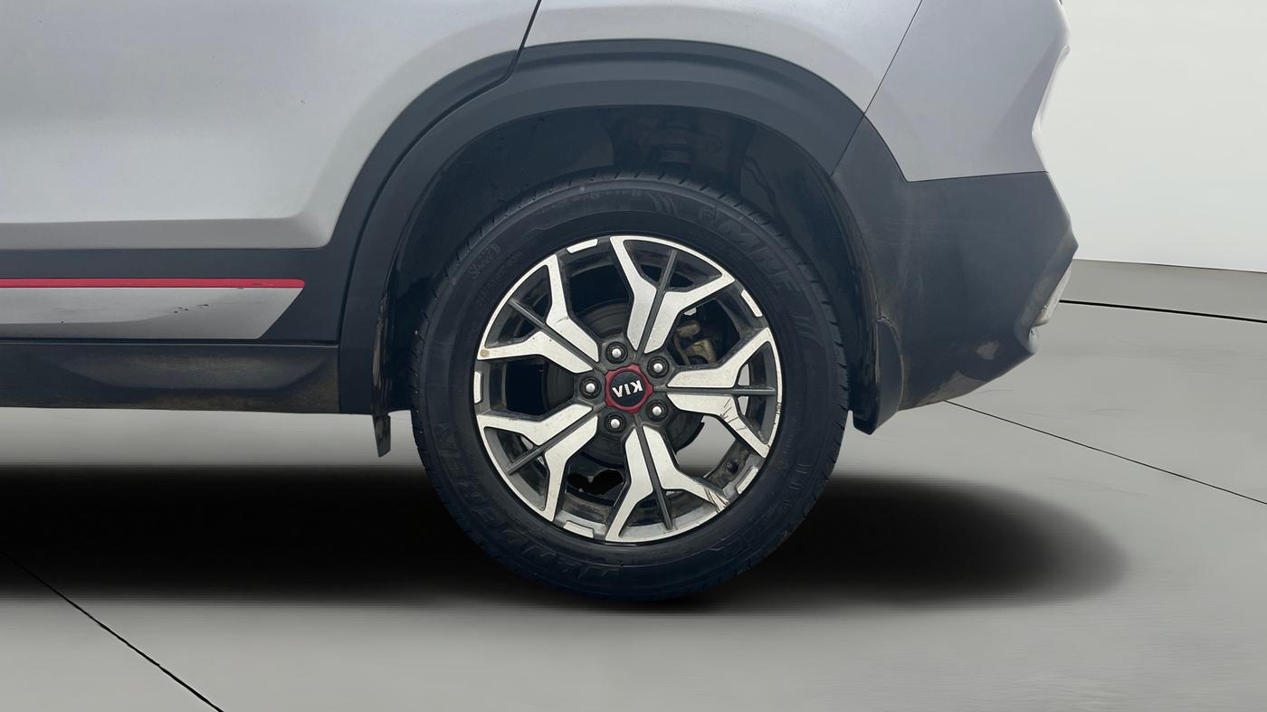 2020 KIA SELTOS GTX PLUS DCT 1.4 PETROL, Petrol, Automatic, 1,04,512 km, Left Rear Wheel