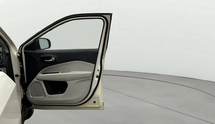 2017 Jeep Compass LIMITED 1.4 PETROL AT, Petrol, Automatic, 61,291 km, RHS Front Door