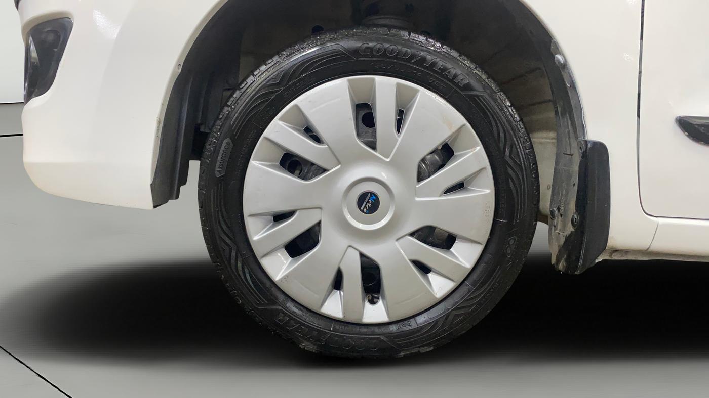 2015 Maruti Wagon R 1.0 VXI, Petrol, Manual, 44,408 km, Left Front Wheel