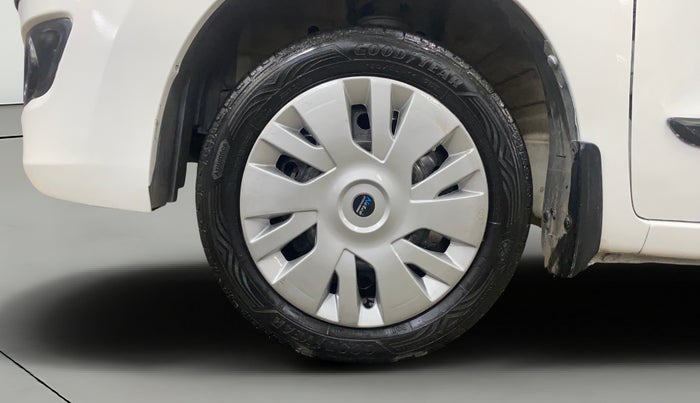 2015 Maruti Wagon R 1.0 VXI, Petrol, Manual, 44,398 km, Left Front Wheel