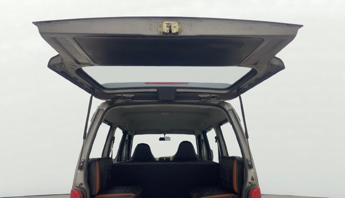 2020 Maruti Eeco 5 STR, Petrol, Manual, 96,092 km, Boot Door Open