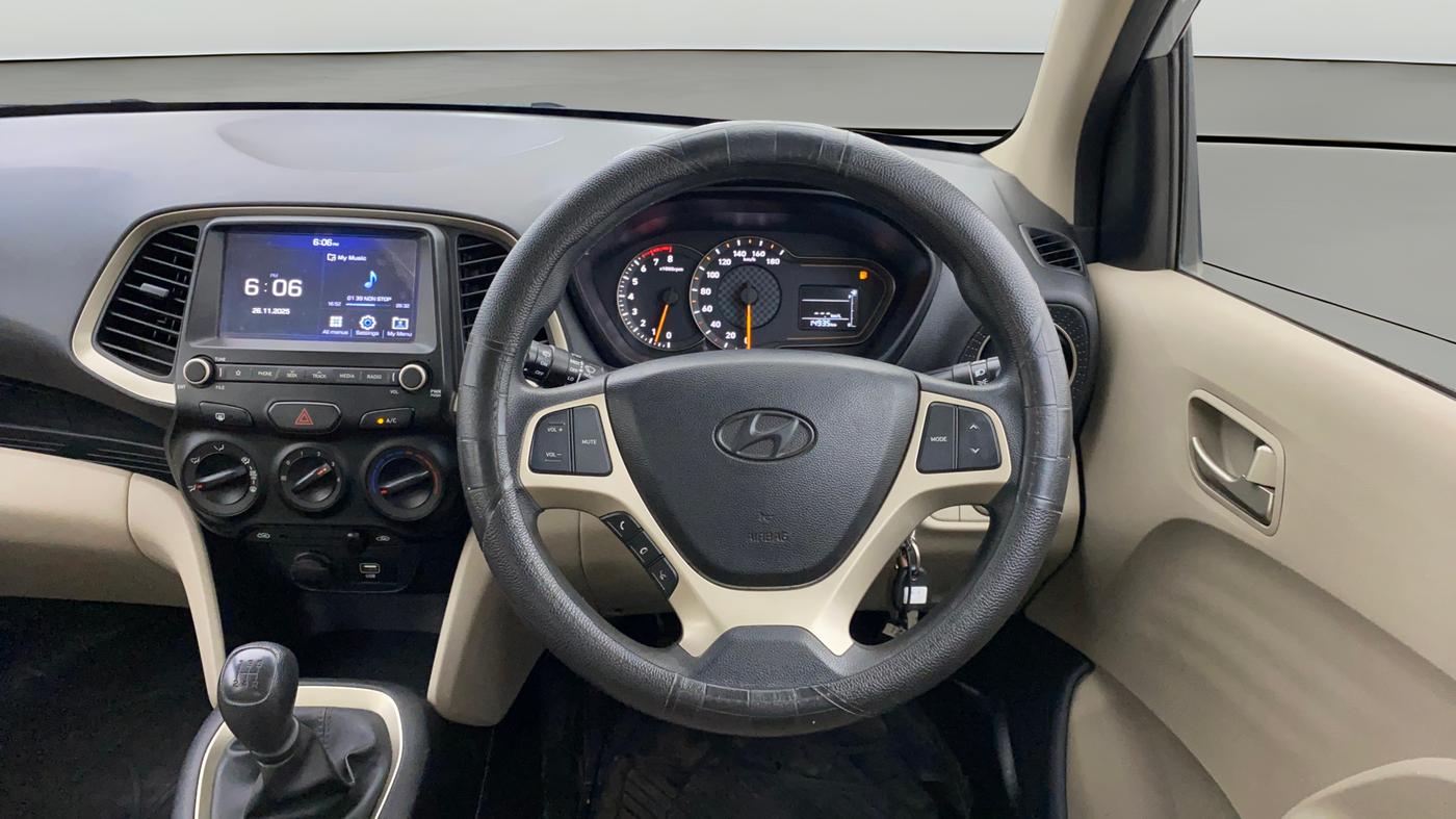 2018 Hyundai NEW SANTRO ASTA MT, Petrol, Manual, 14,999 km, Steering Wheel Close Up