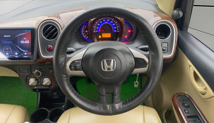 2015 Honda Mobilio 1.5L I-DTEC V, Diesel, Manual, 85,893 km, Steering Wheel Close Up