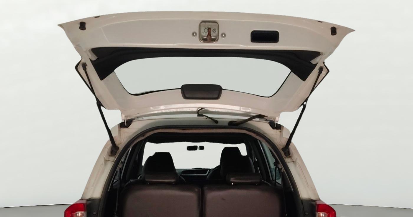 2019 Honda BR-V 1.5L I-VTEC S, CNG, Manual, 71,102 km, Boot Door Open