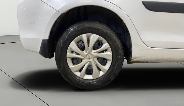 2015 Maruti Swift Dzire VXI, Petrol, Manual, 94,311 km, Right Rear Wheel