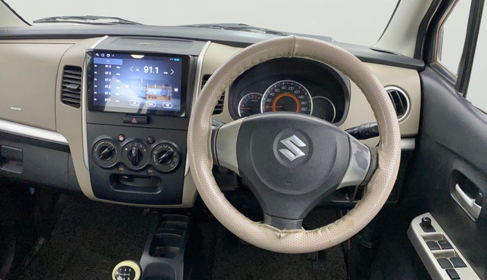 2016 Maruti Wagon R 1.0 VXI, Petrol, Manual, 79,584 km, Steering Wheel Close Up