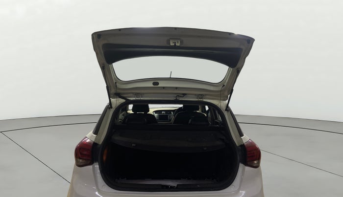 2018 Hyundai Elite i20 ASTA 1.4 CRDI (O), Diesel, Manual, 82,196 km, Boot Door Open