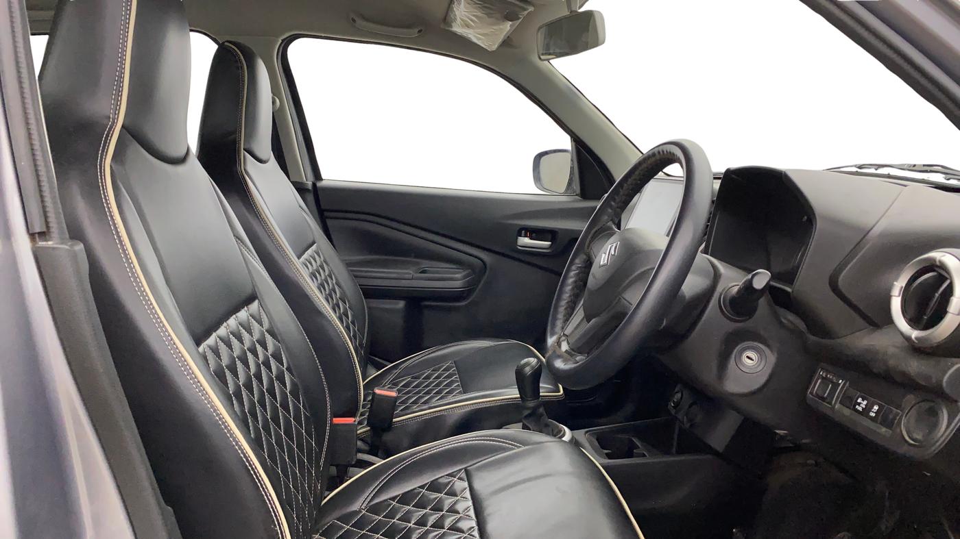 2023 Maruti Celerio VXI CNG, CNG, Manual, 27,901 km, Right Side Front Door Cabin