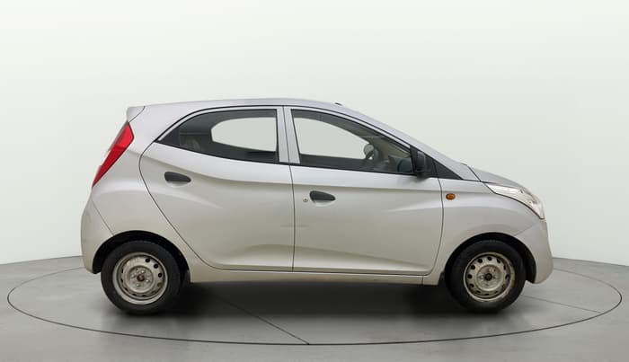 2017 Hyundai Eon ERA +, Petrol, Manual, 16,404 km, Right Side View