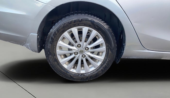 2019 Maruti Ciaz DELTA 1.5 SHVS MT PETROL, Petrol, Manual, 43,265 km, Right Rear Wheel