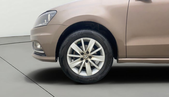 2016 Volkswagen Ameo HIGHLINE1.2L, Petrol, Manual, 96,313 km, Left Front Wheel