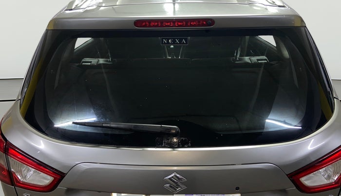 2015 Maruti S Cross ALPHA 1.6, Diesel, Manual, 1,31,439 km, Rear Windshield