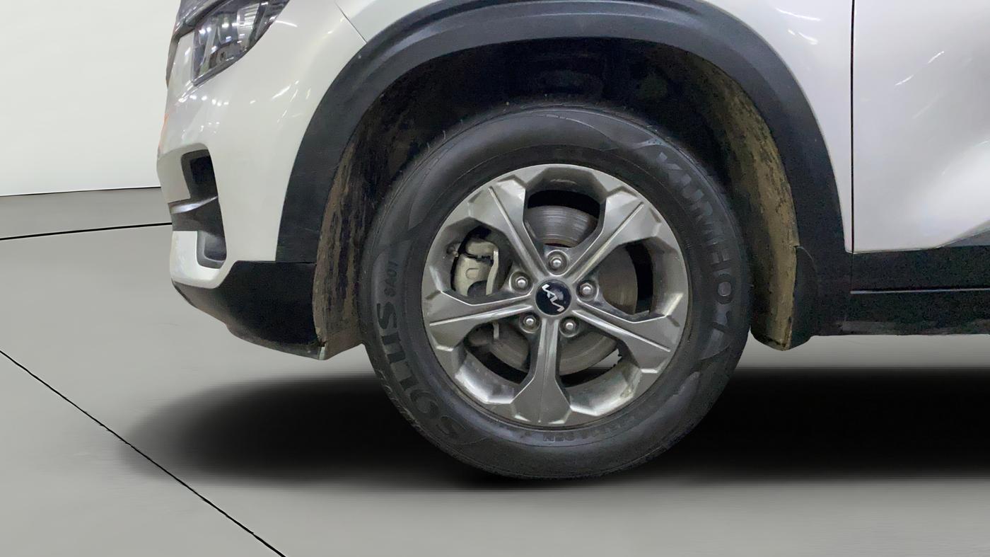 2022 KIA SELTOS HTK PLUS 1.5 IMT, Petrol, Manual, 23,936 km, Left Front Wheel