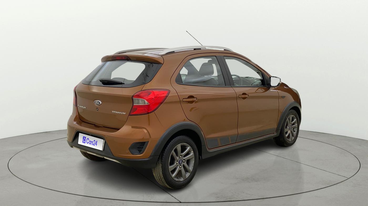 2018 Ford FREESTYLE TITANIUM 1.2 PETROL, Petrol, Manual, 27,422 km, Right Back Diagonal