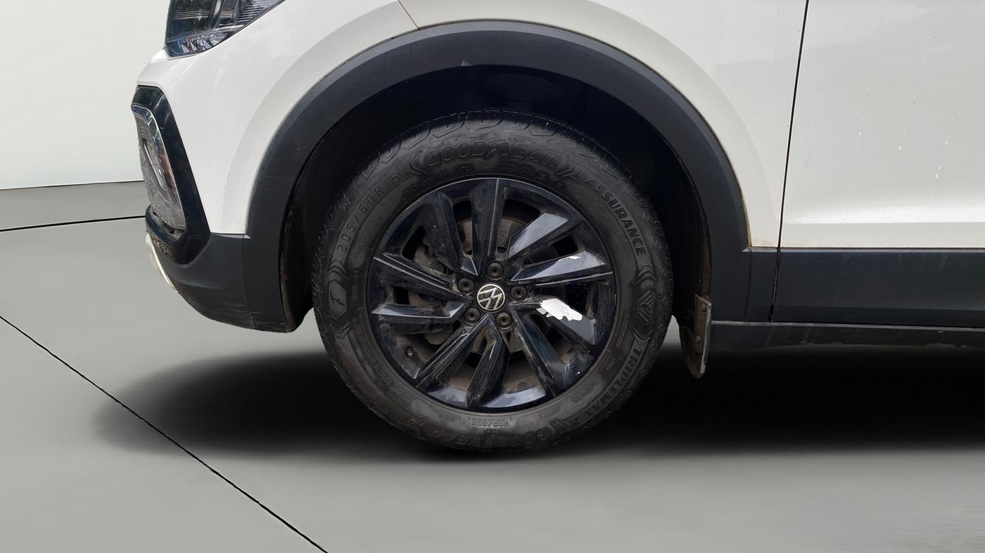2022 Volkswagen TAIGUN HIGHLINE 1.0 TSI AT, Petrol, Automatic, 37,708 km, Left Front Wheel