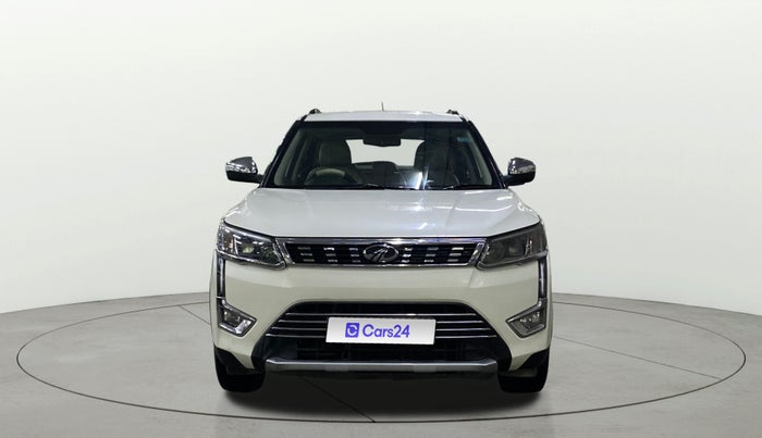 2022 Mahindra XUV300 W8 (O) 1.2 PETROL, Petrol, Manual, 73,373 km, Front