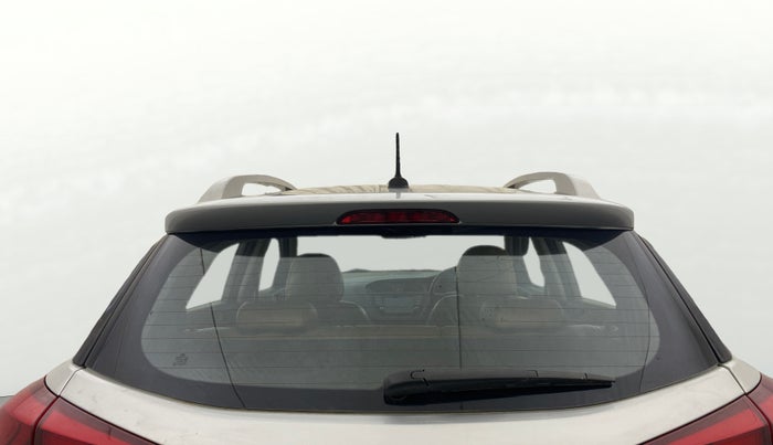 2018 Hyundai i20 Active 1.2 SX, Petrol, Manual, 49,092 km, Rear Windshield